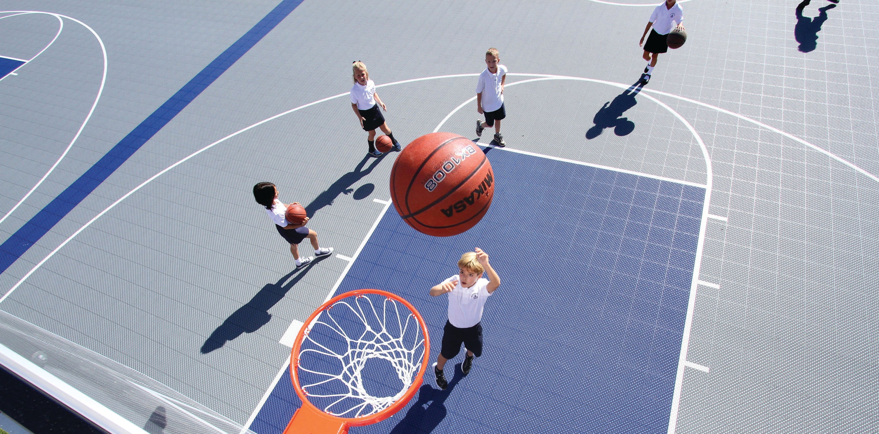 Best Outdoor Basketball Court Flooring Canada | SurfaceSynx – Surface SynX